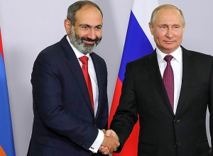 Путин поздравил Никола Пашиняна