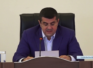 Արայիկ Հարությունյանը ԱԺում ներկայացրել է նախորդ տարվա գործունեության հաղորդումը