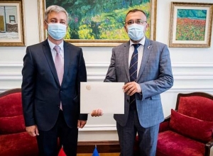 Владимир Карапетян вручил верительные грамоты руководству МИД Украины