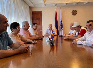 Արթուր Վանեցյանը խորհիդի կազմից դուրս գալու դիմում է գրել