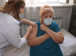 Տարեցների խնամքի կենտրոններում ընթանում են կորոնավիրուսի դեմ պատվաստումները