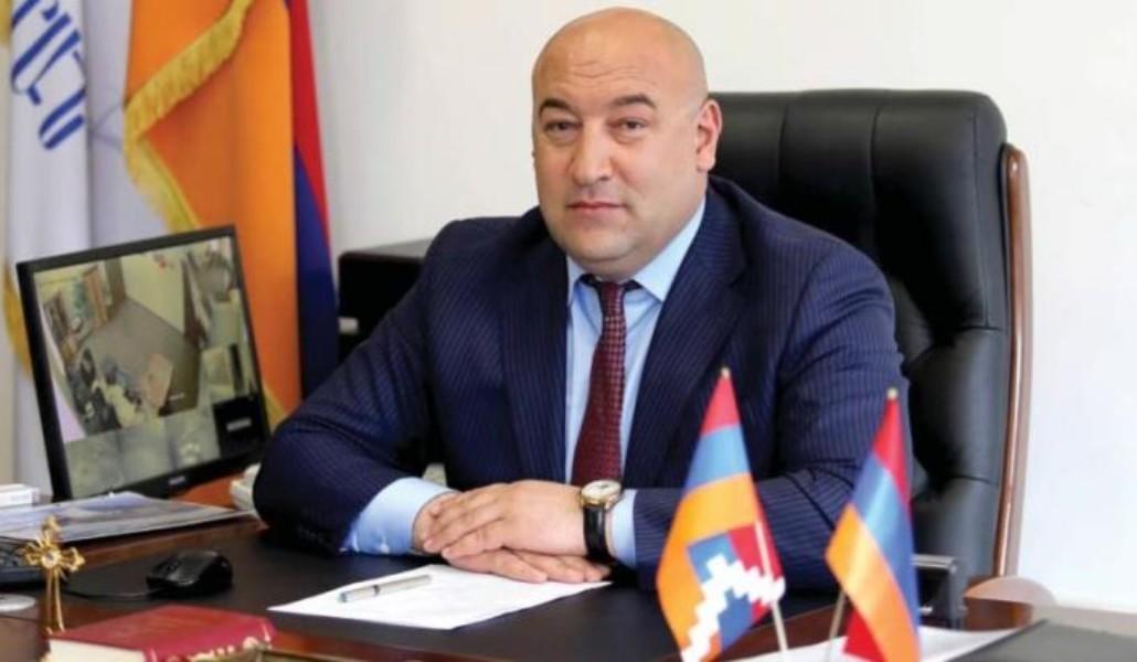 03663d270fd16ab850a9da8ff06f1ff9_M