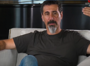 Գլենդելի «Թուֆենկյան » պատկերասրահում բացվել է անվանի երաժիշտ Սերժ Թանկյանի անհատական ցուցահանդեսը