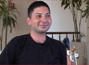 Զինվորի տան արև-տղան՝ ԱԹՍ-ի հարվածից փրկված Սերգեյը, գնաց տուն