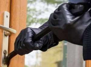 Երևանում թալանել են դատավորի բնակարանը․ Shamshyan.com