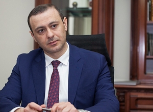На территории Армении не может быть дороги или транспортного маршрута с логикой коридора: ответ Еревана на заявление Алиева