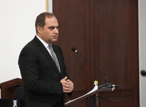 Արդյո՞ք Նիկոլ Փաշինյանը Արմեն Սարգսյանի նկատմամբ ունի կոմպրոմատ․ Արա Զոհրաբյան