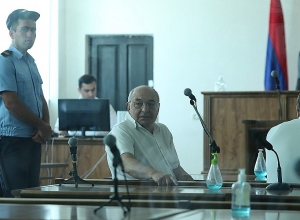 Վազգեն Մանուկյանի գործով դատական նիստը հետաձգվեց մինչև սեպտեմբերի վերջ