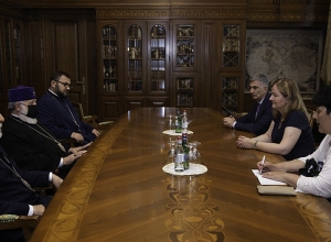 Կաթողիկոսն ընդունել է Եվրոպական խորհրդարանի պատգամավոր Նատալի Լուազոյին
