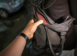 Կողոպուտի փորձ՝ Էջմիածնում