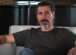 «Թուֆենկյան » պատկերասրահում բացվել է անվանի երաժիշտ Սերժ Թանկյանի անհատական ցուցահանդեսը