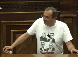 Если они выберут первый вариант, наша борьба усилится: Арцвик Минасян