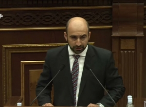 Выборы Председателя НС прерваны