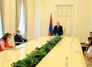 В резиденции президента состоялась церемония принесения присяги судей