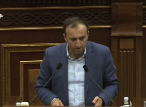 Предлагаю не совершать этой ошибки, чтобы мы могли долго сотрудничать с вами: Торосян - оппозиции