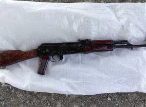 Ոստիկանության բաժիններում արձանագրվել են զենք զինամթերքի կամավոր հանձնման դեպքեր