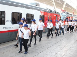 Два новых современных электропоезда ЭП2Д пополнили парк ЮКЖД