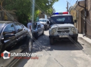 Ձորաղբյուրի տներից մեկում հայտնաբերվել է դանակի հարվածներից մահացած տղամարդ․ shamshyan.com