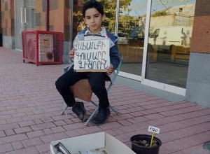 Պատերազմի օրերին ընկույզ վաճառող փոքրիկ Վահեն վիրահատվել է