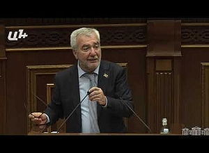 Было ли договоренностью или упущением то, что Арутюнян был назначен министром обороны, не будучи гражданином РА?