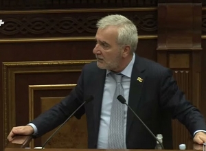 Помощник депутата лжёт: Андраник Кочарян