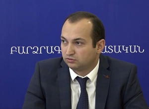 И.о. начальника судебного департамента Хачик Казарян ответил на вопросы СМИ