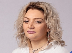 Рипсиме Унанян подала заявление о прекращении полномочий члена Совета старейшин Еревана