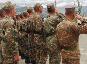 Զորամասերից մեկում տեղի է ունեցել հանդիպում իրավապահ մարմինների ներկայացուցիչների հետ