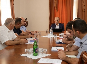 Արտակ Բեգլարյանը հրավիրել է խորհրդակցություն՝ բնակարանային ապահովության ծրագրերի շուրջ