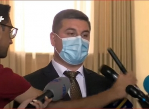 И Азербайджан, и мы должны равнозначно разблокировать транспортные пути, и начнётся коммуникация