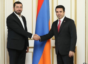 Ալեն Սիմոնյանը հանդիպել է  Ռուստամ Բաքոյանի հետ