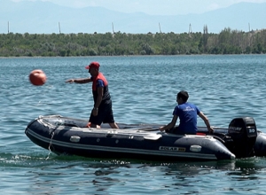 Ջրափրկարարները քաղաքացիներին և խափանված նավակը դուրս են բերել ափ