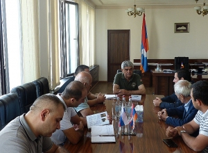 Քննարկվել են Ստեփանակերտում խմելու ջրի խիստ սակավության հետ կապված խնդիրներ