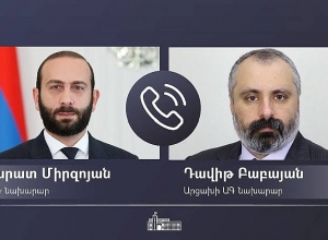 Միրզոյանը և Բաբայանը քննարկել են ադրբեջանաթուրքական ագրեսիայի հետևանքով ստեղծված իրավիճակը