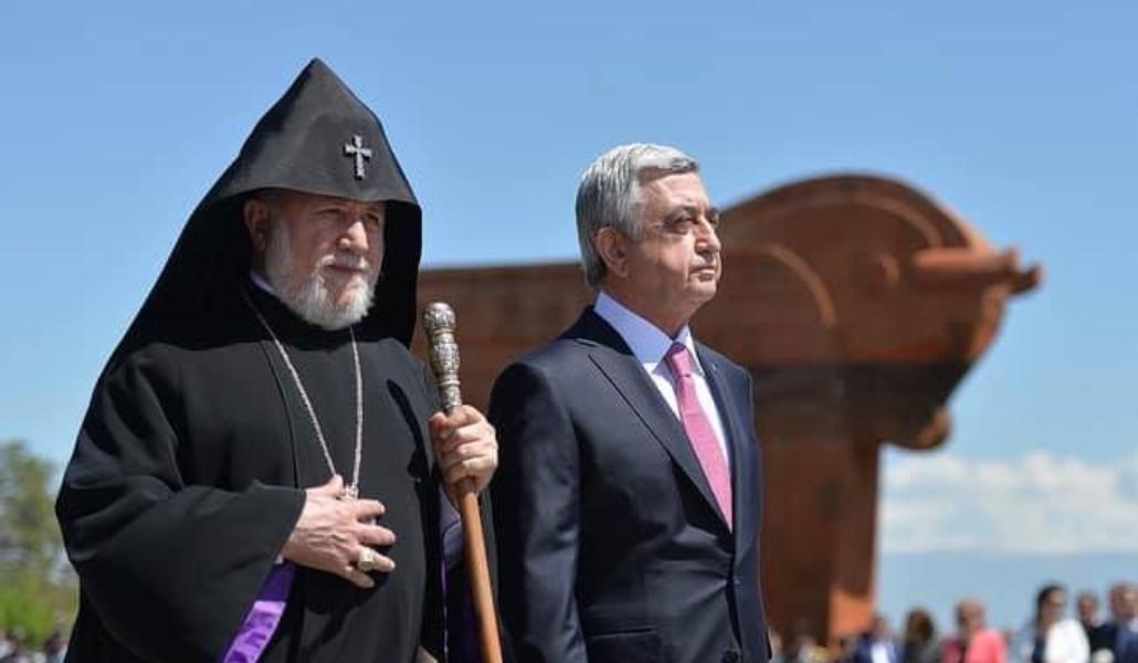 239611199_697152521216121_1212483509716981014_n