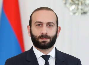 Арарат Мирзоян получил поздравления от Станислава Зася, Марии Бурич  и др.