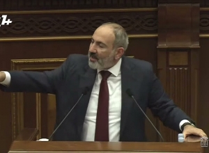 Ну-ка успокойтесь: крики и накалённая обстановка в НС