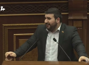 Как так случилось, что Арцах продали мы, а комбинаты появились у вас: Ваагн Алексанян