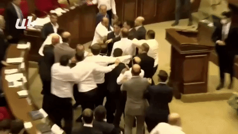 Ծեծկռտուք Վահե Հակոբյանի ելույթից հետո