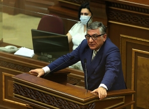 Брифинг Хачатура Сукиасяна: ПРЯМОЙ ЭФИР