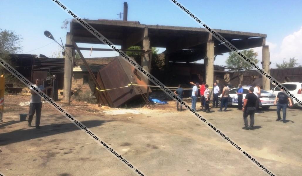 816e4ed6b680a343f6c5a6d2d7892664