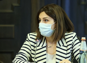 В  связи с штаммом дельта и другими штаммами при необходимости мы примем 3-ю дозу: Аванесян