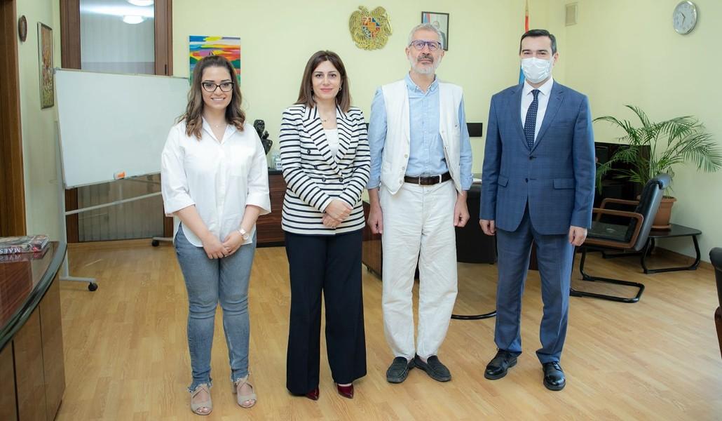 240510437_3020872491487193_8796252486027251700_n