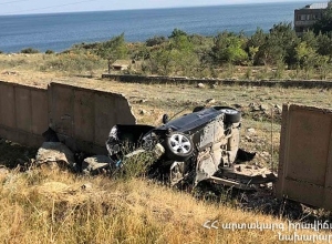 «BMW» -ն դուրս է եկել ճանապարհի երթևեկելի հատվածից և գլորվել  ձորակը․ վարորդը մահացել է