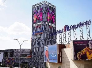 Ատրճանակով ավազակային հարձակում՝ «Երևան մոլում» գործող բանկերից մեկում․ վնասազերծվել է 100 մլն դրամից ավելի հափշտակող անձը․ Shamshyan.com