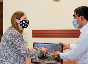 ՀՀ-ում ԱՄՆ դեսպանը հանդիպել է Թումանյան համայնքի ղեկավարի պաշտոնակատարի հետ