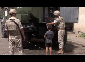 Ռուս խաղաղապահները խմելու ջուր են հասցրել արցախցիներին