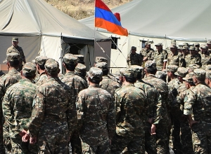 Գնդապետ Հ. Ավետյանը հանդիպել է զորամասերը համալրած պահեստազորայինների հետ