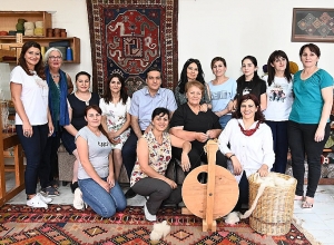 Մենք պետք է խթանենք կանանց բիզնես կարողությունները․ ՀՀ ՄԻՊ-ը Սյունիքում այցելել է արտադրամասեր