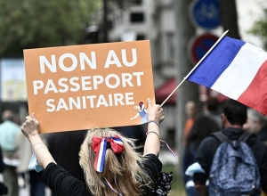 Փարիզում կրկին բողոքի ակցիաներ են անցկացվում սանիտարական անցաթղթերի դեմ